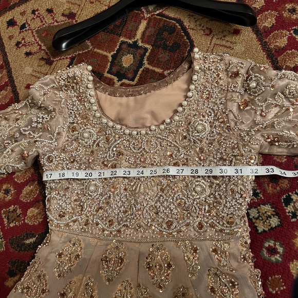 Gold Pakistani Wedding dress - Picture 11 of 16